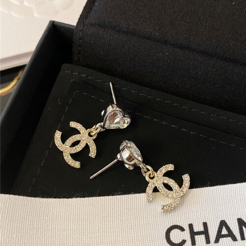 High Quality Luxury Chanel Drop Crystal Diamond Earrings alternate view