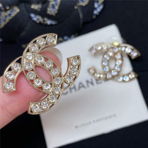 High Quality Luxury Chanel Full Diamond Chest Double C Earrings product detail