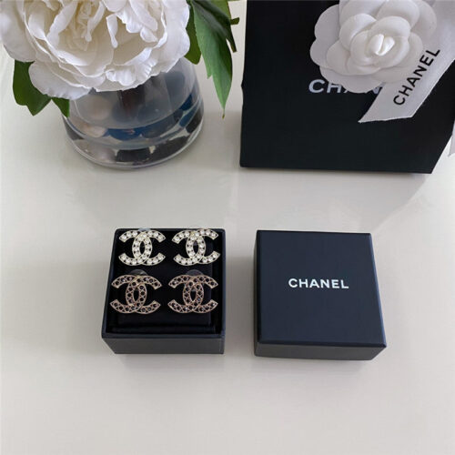 High Quality Luxury Chanel Full Diamond Chest Double C Earrings product detail