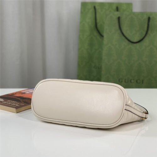 High Quality Luxury Gucci GG Marmont Shoulder Bag – Style 03356 product detail