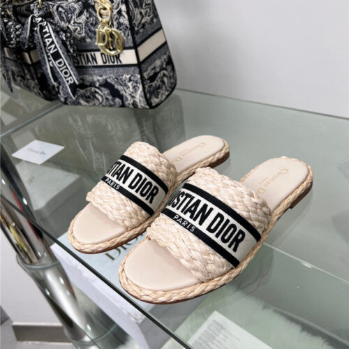 High Quality Luxury Dior Catwalk New Slippers product detail