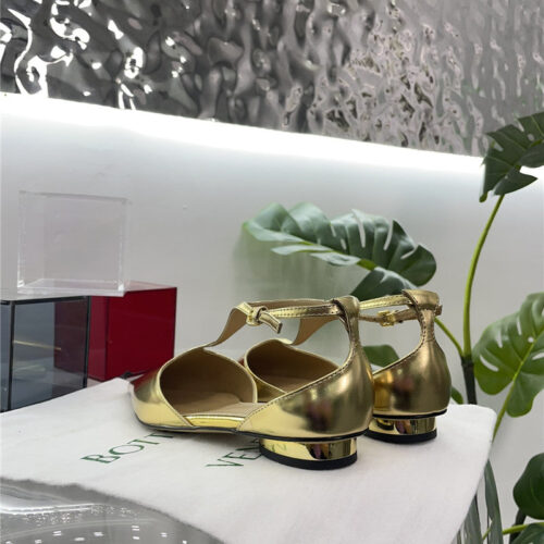 High Quality Luxury Bottega Veneta New Pointed Shoes – Style 93030 product detail