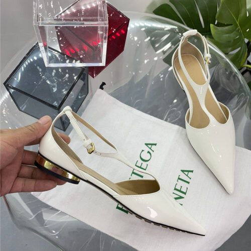 High Quality Luxury Bottega Veneta New Pointed Shoes alternate view