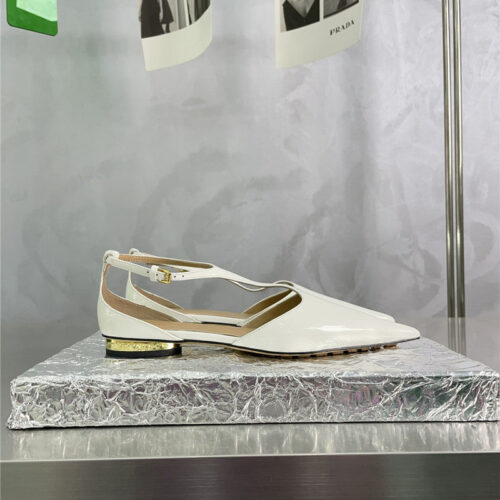 High Quality Luxury Bottega Veneta New Pointed Shoes product detail