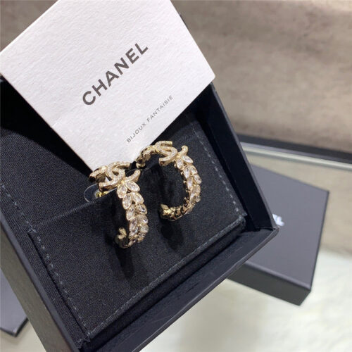 High Quality Luxury Chanel Wheat Ears Curved Hook Full Diamond Earrings product detail