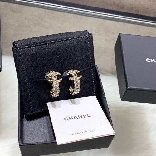 High Quality Luxury Chanel Wheat Ears Curved Hook Full Diamond Earrings product detail