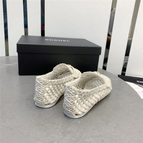 High Quality Luxury Chanel Hand-Woven Mier Half Drag – Style 35142 product detail