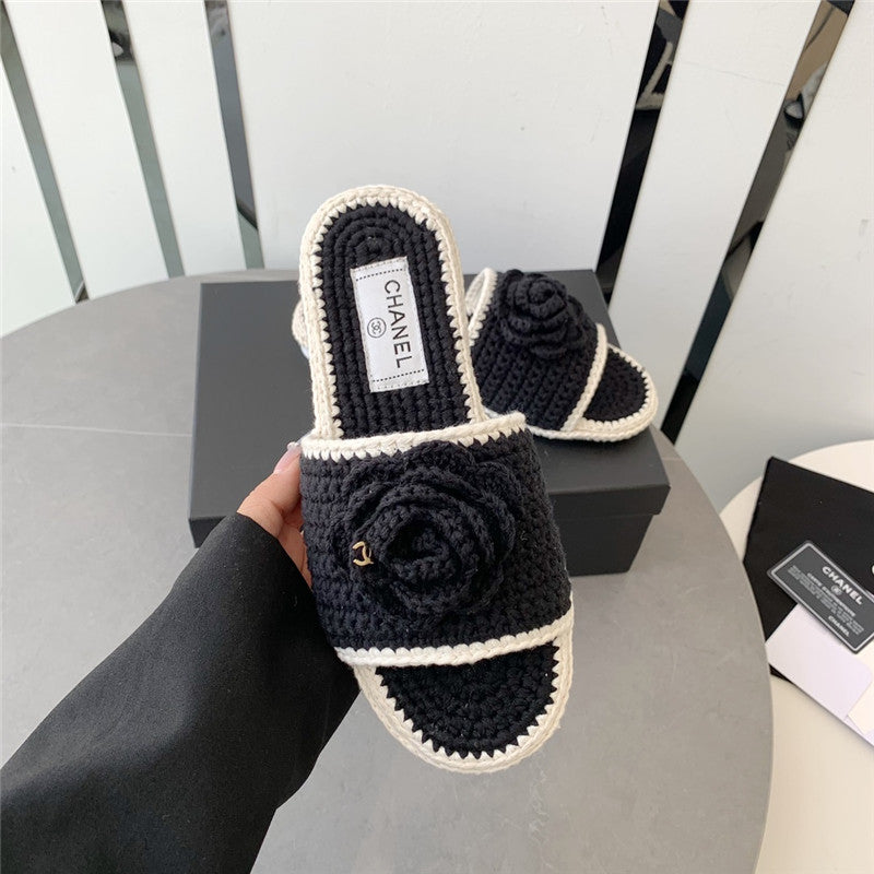 High Quality Luxury Chanel Crochet Honey Slippers product detail