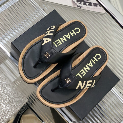 High Quality Luxury Chanel Flip Logo Flops – Style 01894 alternate view