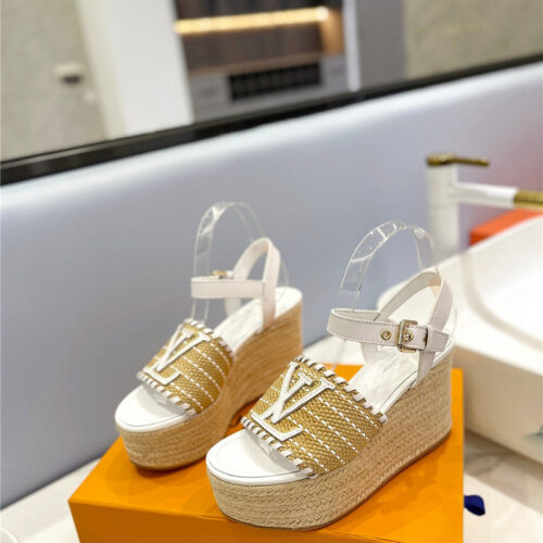High Quality Luxury Louis Vuitton Platform Sandals – Style 78435 alternate view