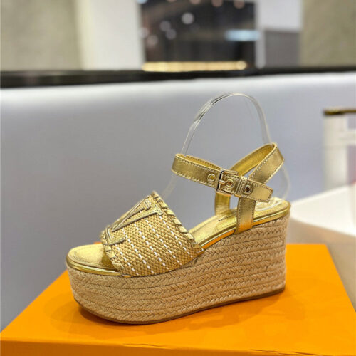 High Quality Luxury Louis Vuitton Platform Sandals – Style 31555 product detail