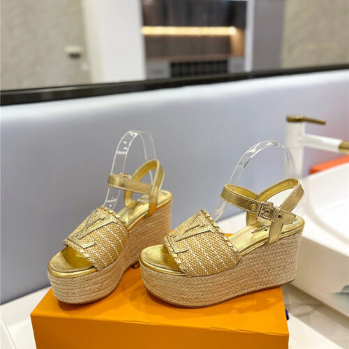 High Quality Luxury Louis Vuitton Platform Sandals – Style 31555 product detail