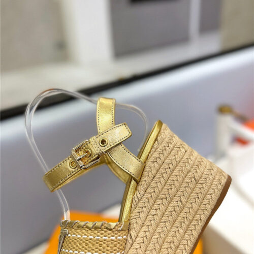 High Quality Luxury Louis Vuitton Platform Sandals – Style 31555 product detail