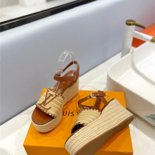 High Quality Luxury Louis Vuitton Platform Sandals product detail