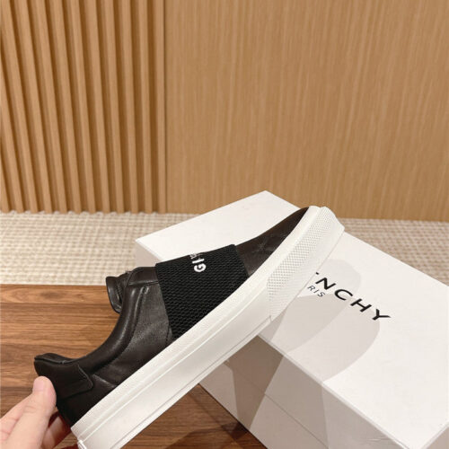 High Quality Luxury Givenchy Elastic Metal Buckle White Shoes product detail