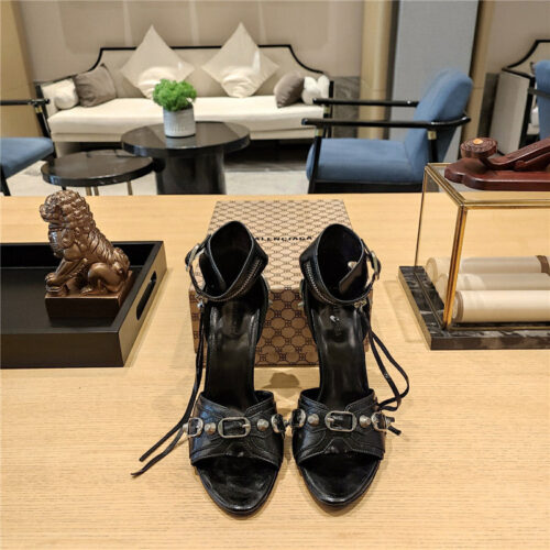 High Quality Luxury Balenciaga Studded Fishmouth Sandals – Style 39779 alternate view