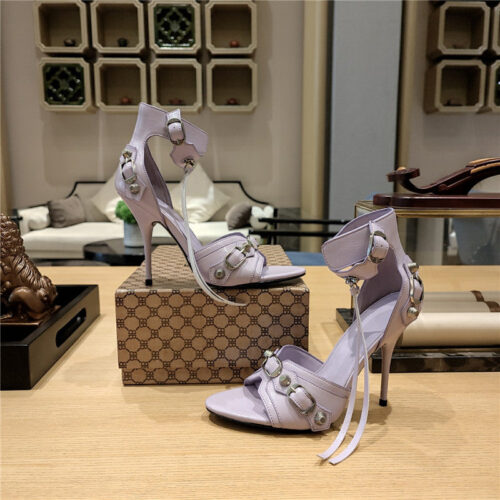 High Quality Luxury Balenciaga Studded Fishmouth Sandals – Style 10403 product detail