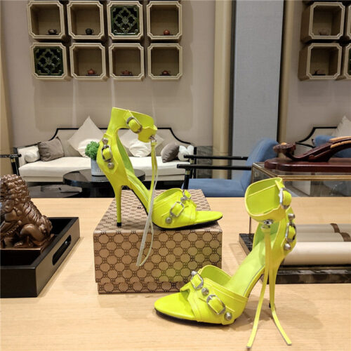 High Quality Luxury Balenciaga Studded Fishmouth Sandals product detail