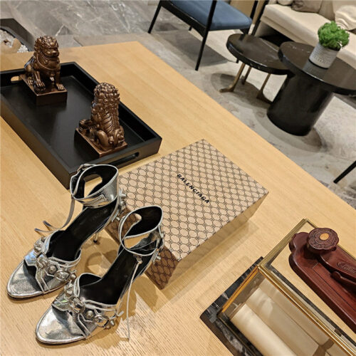 High Quality Luxury Balenciaga Studded Fishmouth Sandals – Style 82723 product detail