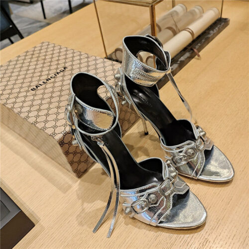 High Quality Luxury Balenciaga Studded Fishmouth Sandals – Style 82723 product detail