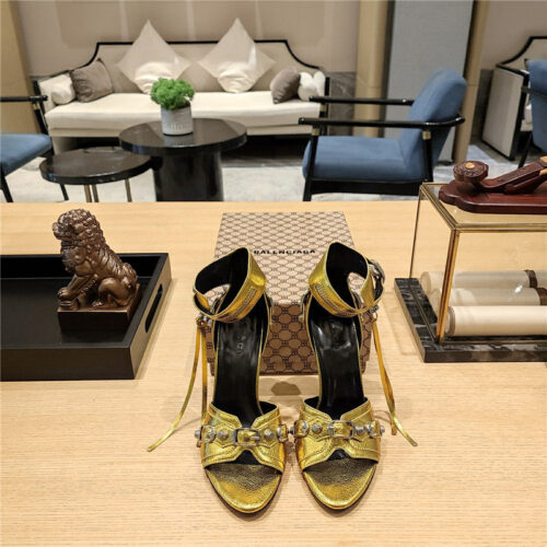 High Quality Luxury Balenciaga Studded Fishmouth Sandals – Style 18883 product detail