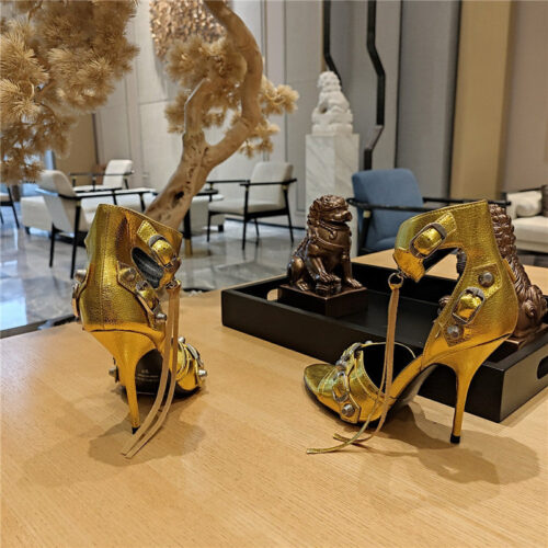 High Quality Luxury Balenciaga Studded Fishmouth Sandals – Style 18883 product detail