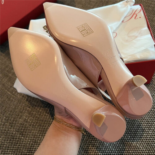 High Quality Luxury Roger Vivier New Side Drill Buckle High Heels – Style 57364 product detail