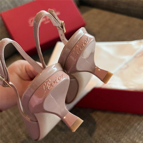 High Quality Luxury Roger Vivier New Side Drill Buckle High Heels – Style 57364 product detail