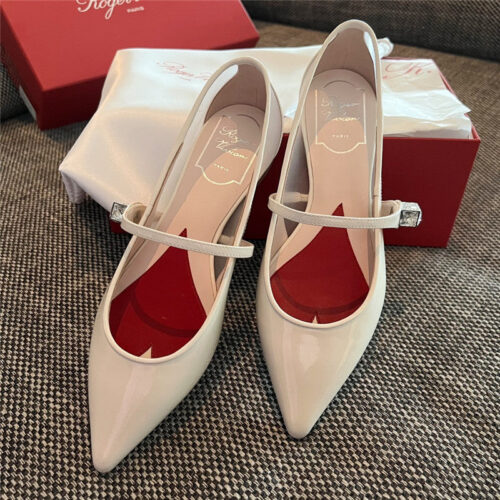 High Quality Luxury Roger Vivier New Side Drill Buckle High Heels – Style 79956