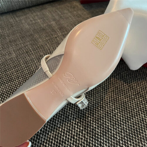 High Quality Luxury Roger Vivier New Side Drill Buckle High Heels – Style 79956 product detail
