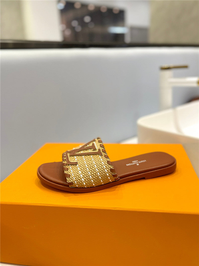 High Quality Luxury Louis Vuitton Logo Flat Slippers product detail