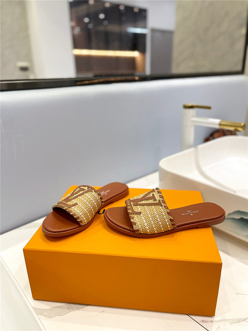 High Quality Luxury Louis Vuitton Logo Flat Slippers product detail