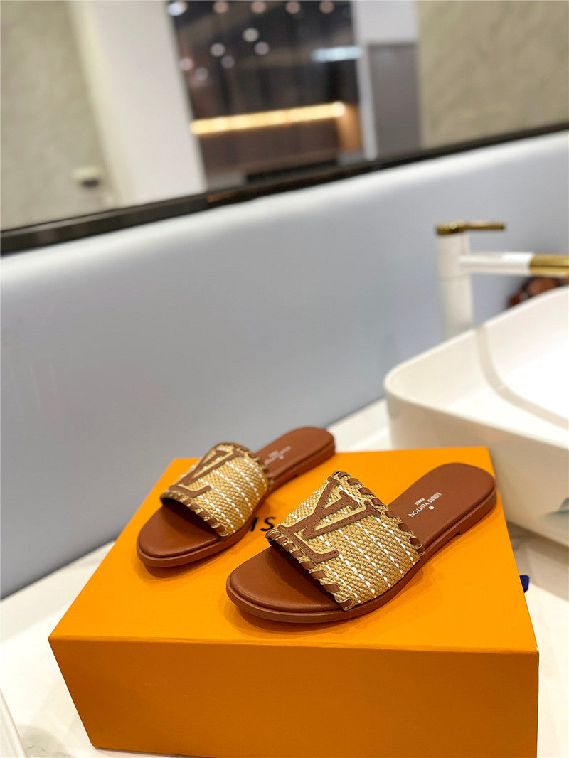 High Quality Luxury Louis Vuitton Logo Flat Slippers product detail