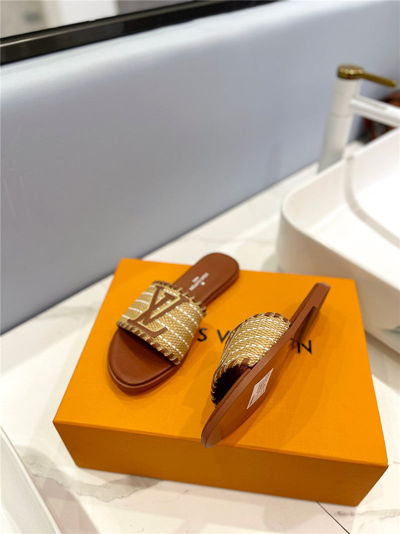 High Quality Luxury Louis Vuitton Logo Flat Slippers product detail