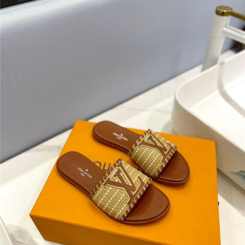 High Quality Luxury Louis Vuitton Logo Flat Slippers