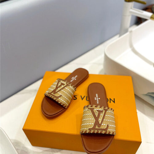 High Quality Luxury Louis Vuitton Logo Flat Slippers product detail