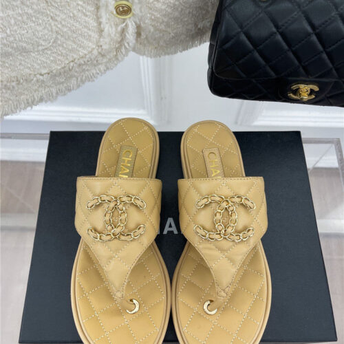 High Quality Luxury Chanel Rhombus Cc Logo Chain Buckle Flat Slippers – Style 85062 product detail