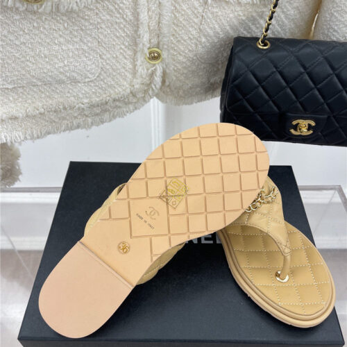 High Quality Luxury Chanel Rhombus Cc Logo Chain Buckle Flat Slippers – Style 85062 product detail
