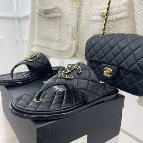 High Quality Luxury Chanel Rhombus Cc Logo Chain Buckle Flat Slippers – Style 26310 product detail