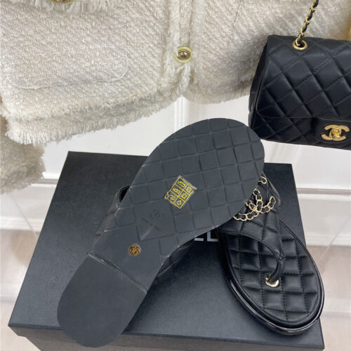 High Quality Luxury Chanel Rhombus Cc Logo Chain Buckle Flat Slippers – Style 26310 product detail