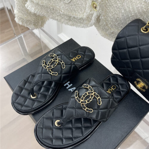 High Quality Luxury Chanel Rhombus Cc Logo Chain Buckle Flat Slippers – Style 26310 alternate view