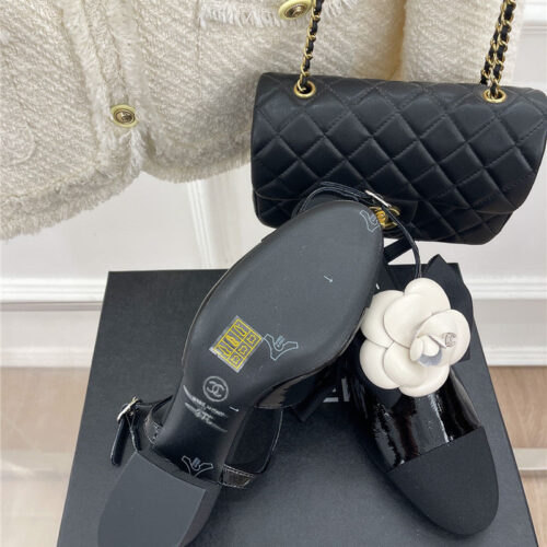 High Quality Luxury Chanel Camellia Bow Chunky Heel Sandals product detail