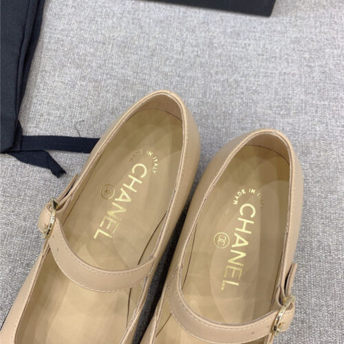 High Quality Luxury Chanel New Thick Heel Square Toe Shoes product detail