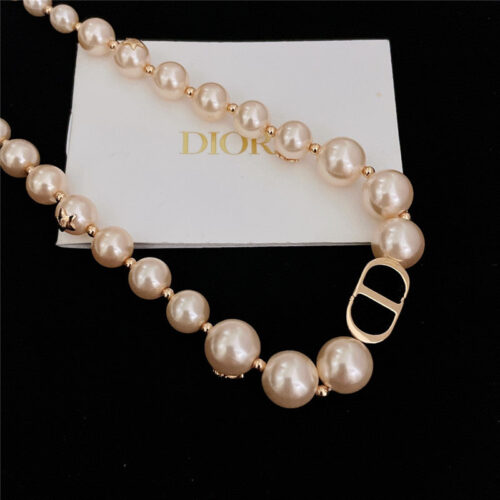 High Quality Luxury Dior Pearl Chain product detail