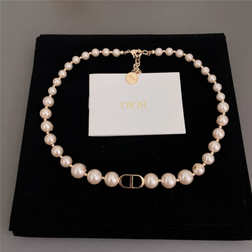 High Quality Luxury Dior Pearl Chain product detail