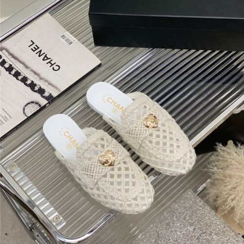High Quality Luxury Chanel Hollow Roman Slippers – Style 47910