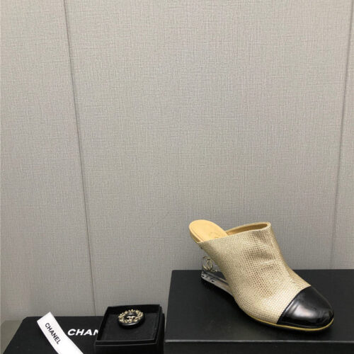 High Quality Luxury Chanel Counter Catwalk Platform Slippers – Style 79750 product detail