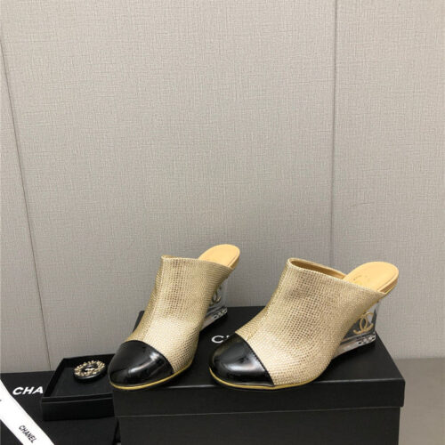High Quality Luxury Chanel Counter Catwalk Platform Slippers – Style 79750