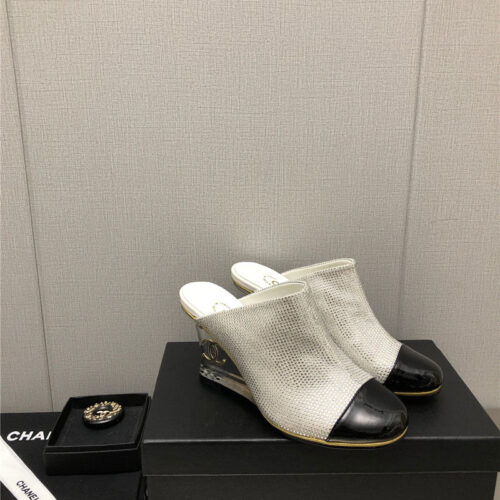 High Quality Luxury Chanel Counter Catwalk Platform Slippers – Style 78054 product detail