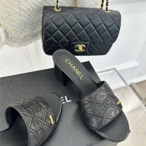 High Quality Luxury Chanel Rhombus Cc Logo Chunky Heel Slippers product detail